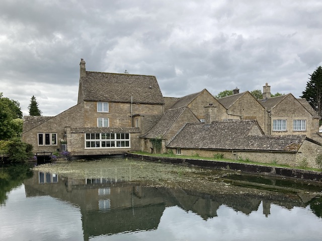 Stow 2
